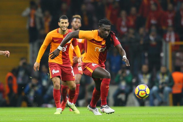 Galatasaray da Bafetimbi Gomis krizi